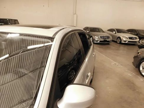 Used 2009 BMW 328i xDrive 328i xDrive Sedan 4D image 15