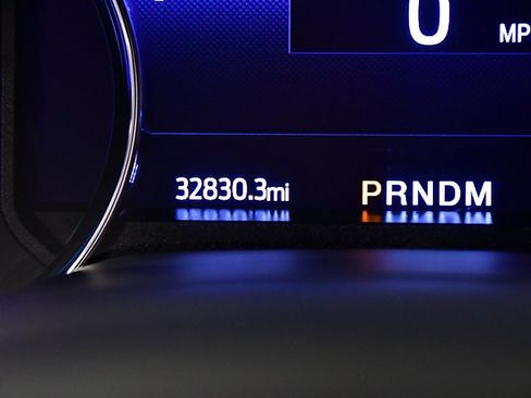 Used 2022 Ford F350 Lariat w/ Lariat Value Package image 19