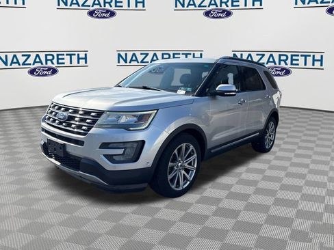Used 2016 Ford Explorer Limited w/ Equipment Group 301A AWD/4WD image 3