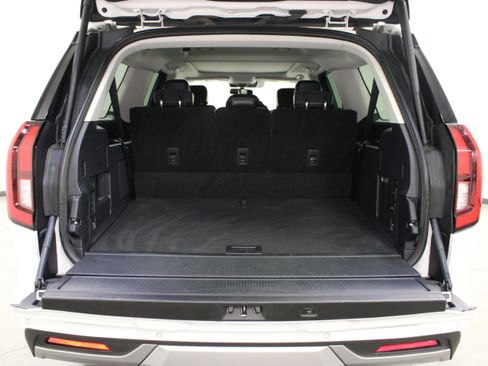 Used 2025 Ford Expedition Max Platinum AWD/4WD image 16