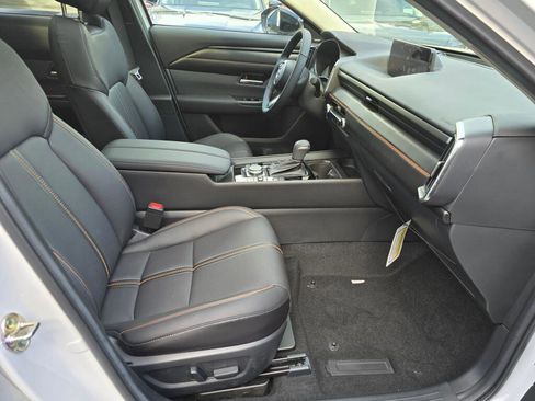 New 2025 MAZDA CX-50 2.5 Hybrid w/ Premium Plus Pkg image 30