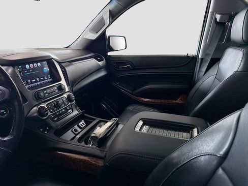 Used 2018 Chevrolet Tahoe Premier AWD/4WD image 25