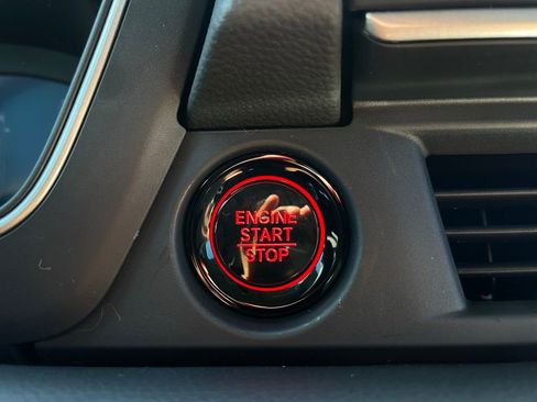 New 2026 Honda Pilot Touring image 22