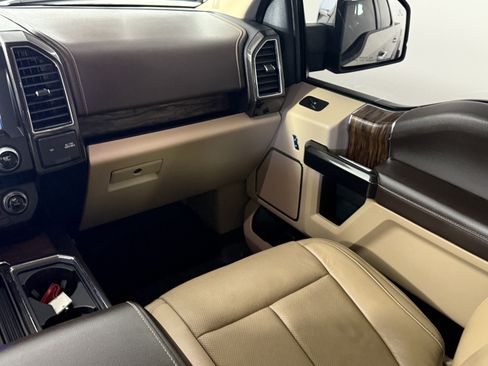 Certified 2018 Ford F150 Lariat w/ Equipment Group 502A Luxury AWD/4WD image 12