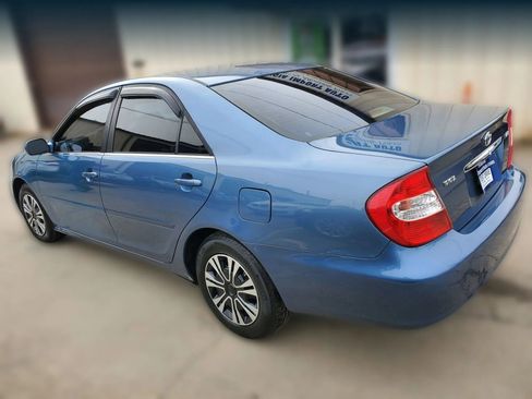 Used 2003 Toyota Camry LE FWD image 10