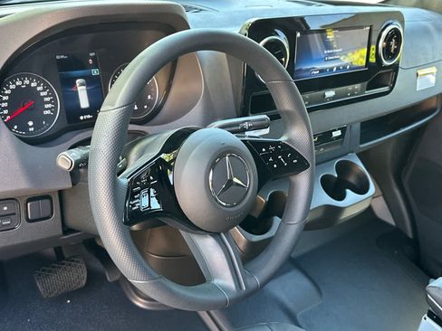 New 2026 Mercedes-Benz Sprinter 2500 image 11