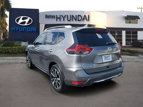 Used 2019 Nissan Rogue SL FWD image 4