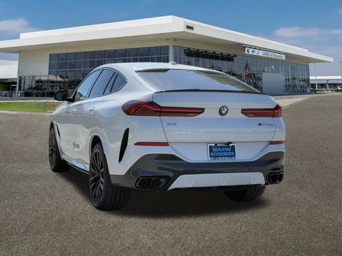 New 2026 BMW X6 M60i image 8