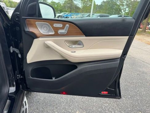 Used 2022 Mercedes-Benz GLE 350 w/ Premium Package image 10