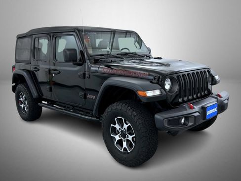Used 2022 Jeep Wrangler Unlimited Rubicon w/ Cold Weather Group AWD/4WD image 3