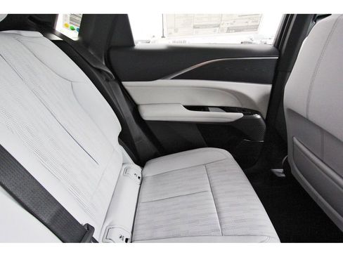 New 2026 Cadillac Lyriq Sport image 11