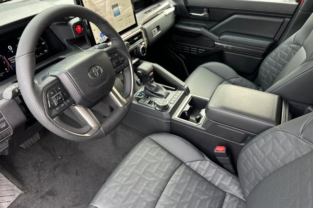 New 2026 Toyota Tacoma TRD Off-Road w/ TRD Off Road Premium Package AWD/4WD image 10