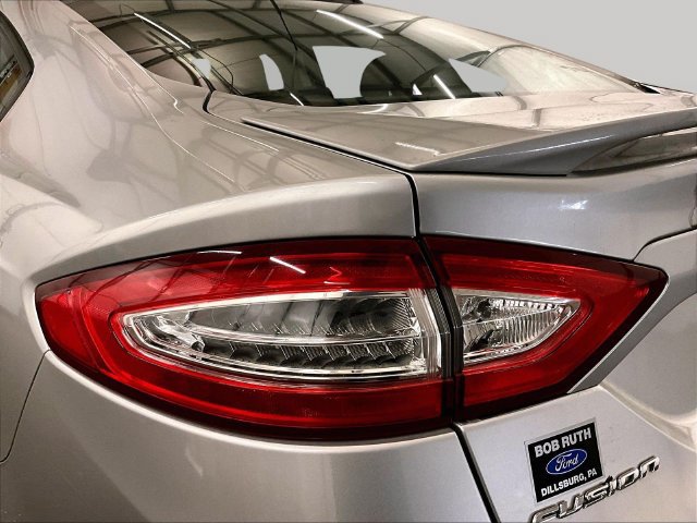 Used 2013 Ford Fusion SE FWD image 29