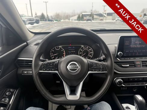 Used 2021 Nissan Altima 2.5 SV image 15