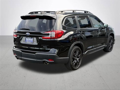 Used 2023 Subaru Ascent Onyx Edition Limited image 6