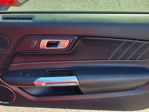 Used 2021 Ford Mustang GT Premium image 6