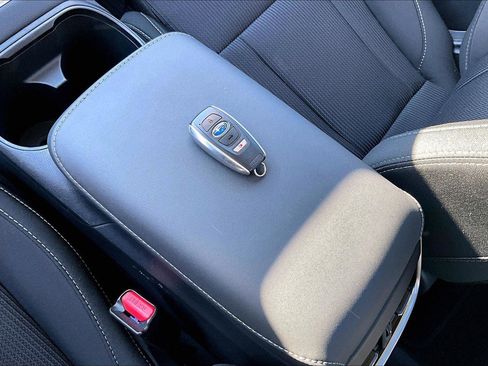 Used 2025 Subaru Legacy Premium image 11