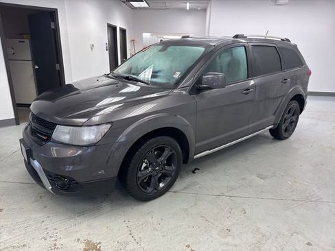 Used 2018 Dodge Journey Crossroad image 4