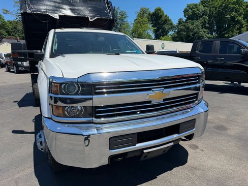 Used 2016 Chevrolet Silverado 3500 W/T w/ WT Convenience Package AWD/4WD image 9