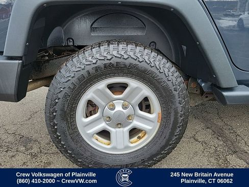 Used 2016 Jeep Wrangler Unlimited Sport AWD/4WD image 18