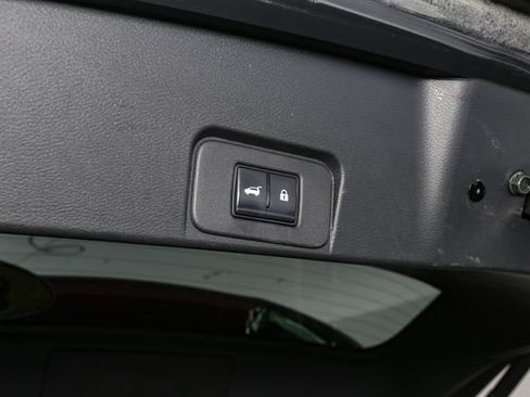 Used 2023 Nissan Rogue SV w/ SV Premium B Package AWD/4WD image 11