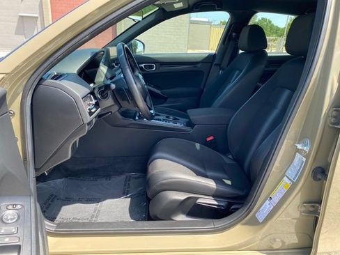 Used 2025 Honda Civic Sport image 11