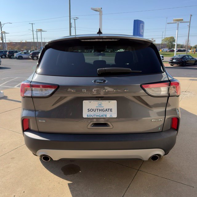 Used 2021 Ford Escape SE w/ Convenience Package AWD/4WD image 4