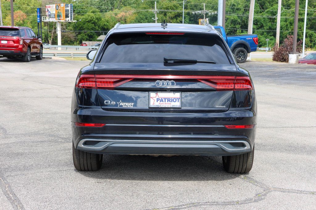 Used 2021 Audi Q8 Premium w/ Convenience Package AWD/4WD image 4
