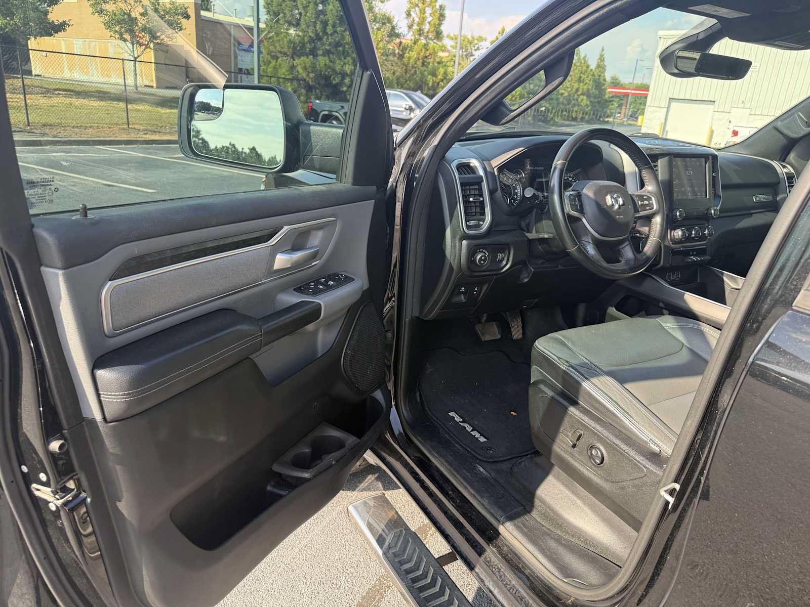 Used 2021 RAM 1500 Big Horn RWD image 10