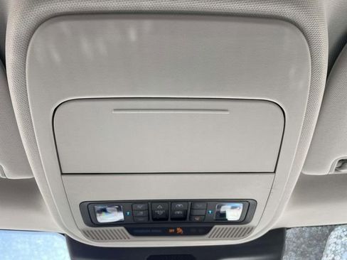 New 2026 Ford Expedition Active image 7