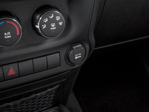 Used 2016 Jeep Wrangler Unlimited Rubicon w/ Connectivity Group AWD/4WD image 35