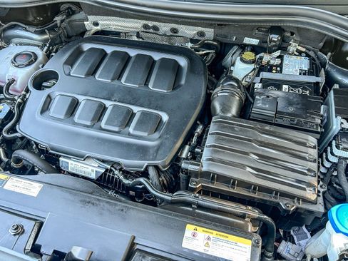 Used 2025 Volkswagen Tiguan S FWD image 26