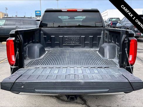 Used 2025 GMC Sierra 1500 SLT image 7
