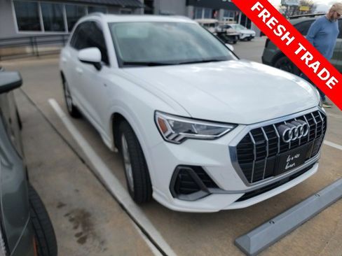 Used 2019 Audi Q3 2.0T Premium Plus w/ Premium Plus Package image 2