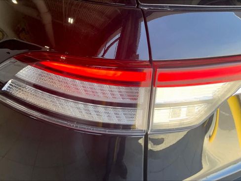Used 2020 Lincoln Aviator Reserve w/ Equipment Group 202A AWD/4WD image 29