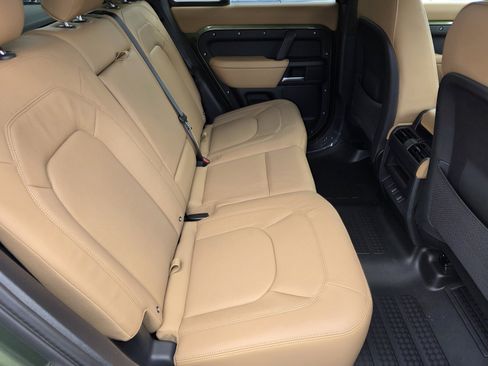 Used 2026 Land Rover Defender 110 S AWD/4WD image 5