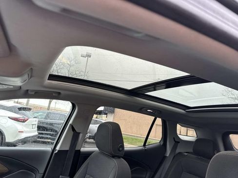 Used 2019 GMC Terrain SLE w/ Driver Convenience Package FWD image 11