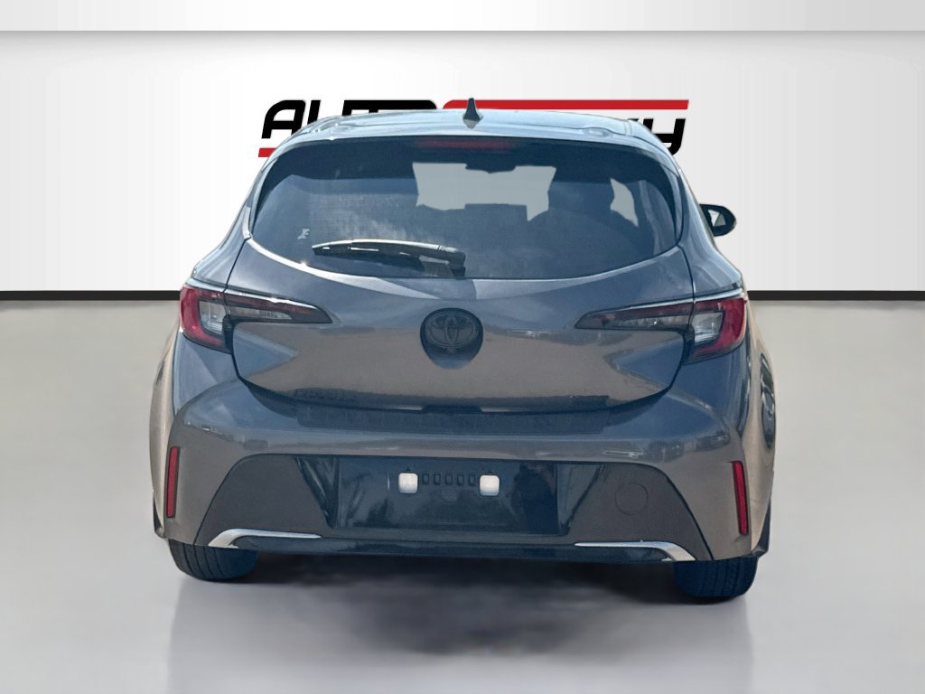 Used 2025 Toyota Corolla XSE FWD image 6