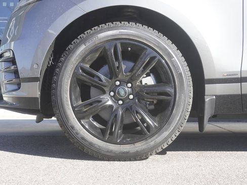 Used 2019 Land Rover Range Rover Velar R-Dynamic SE image 33