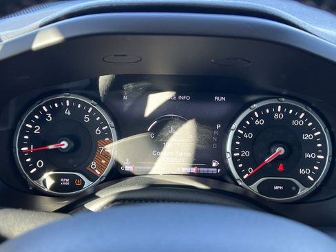 Used 2022 Jeep Renegade Limited w/ Sun, Sound & Wheels Group image 18