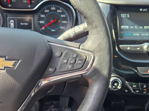 Used 2017 Chevrolet Cruze Premier FWD image 36