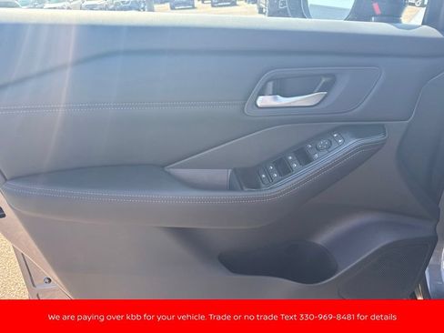 New 2026 Nissan Rogue Dark Armor AWD/4WD image 10