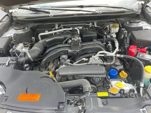 Used 2022 Subaru Outback Premium AWD/4WD image 10