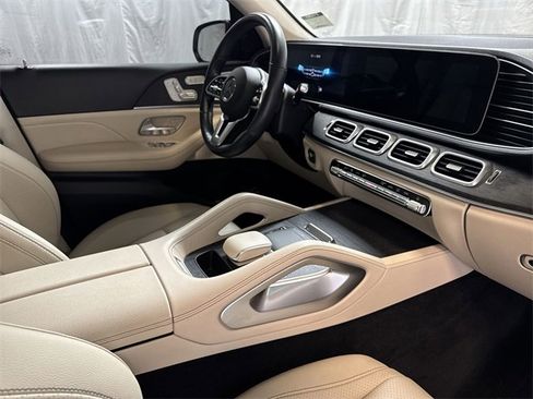 Used 2022 Mercedes-Benz GLE 350 4MATIC w/ AMG Line Exterior image 31