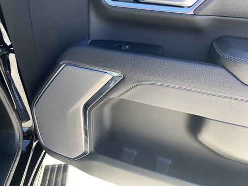 Used 2025 GMC Sierra 2500 Denali w/ Denali Reserve Package image 34