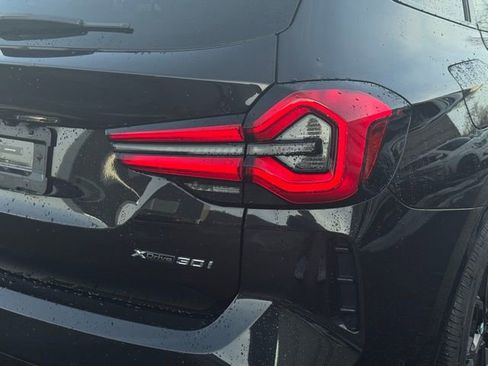 Used 2024 BMW X3 xDrive30i w/ Premium Package image 6