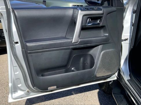 Used 2023 Toyota 4Runner SR5 image 21