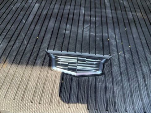 Used 2020 Cadillac XT4 Premium Luxury image 31