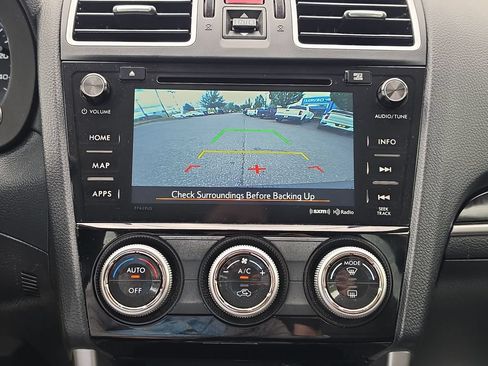 Used 2018 Subaru Forester 2.5i Limited AWD/4WD image 16