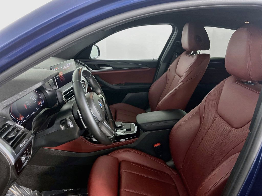 Used 2023 BMW X4 xDrive30i w/ M Sport Package AWD/4WD image 30